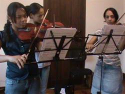 02-07-2011 102 20111208 1939004572