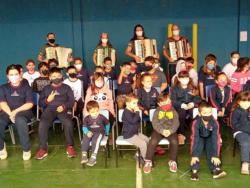 196bbb25-3e5e-4a1c-a52e-ff36fece011c