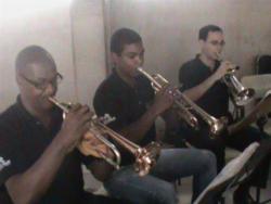 banda maio 2012 22 20120720 1873229306