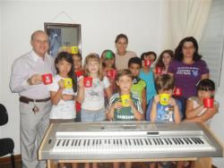 entrega de canecas 2 20120720 1111218087